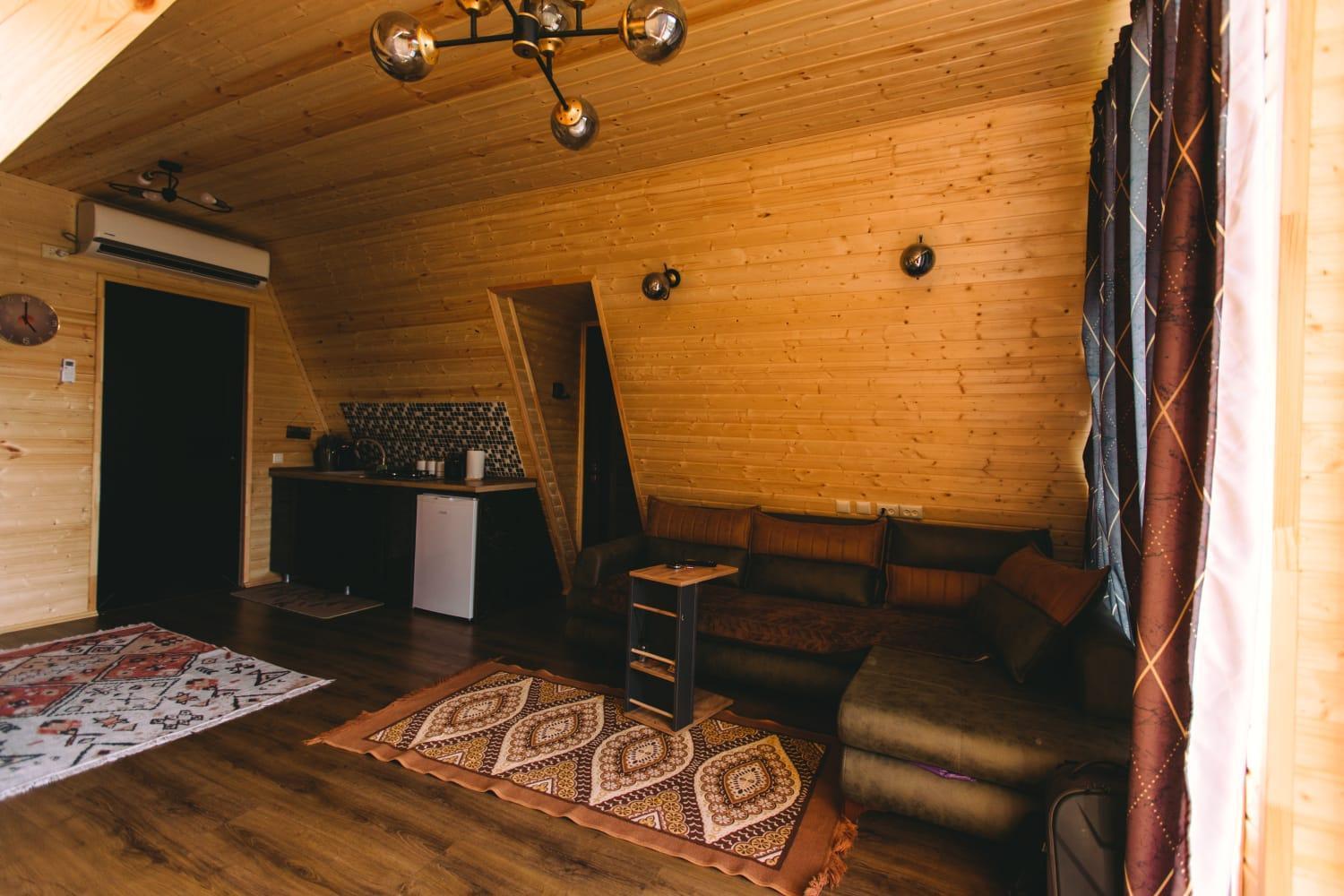 Cottage Sataplia คูทายสิ ภายนอก รูปภาพ
