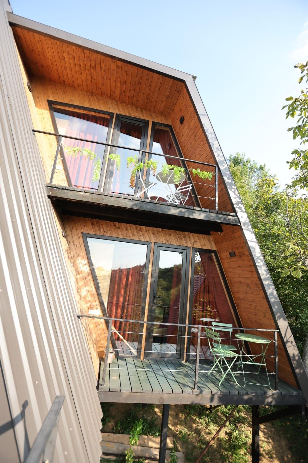 Cottage Sataplia คูทายสิ ภายนอก รูปภาพ